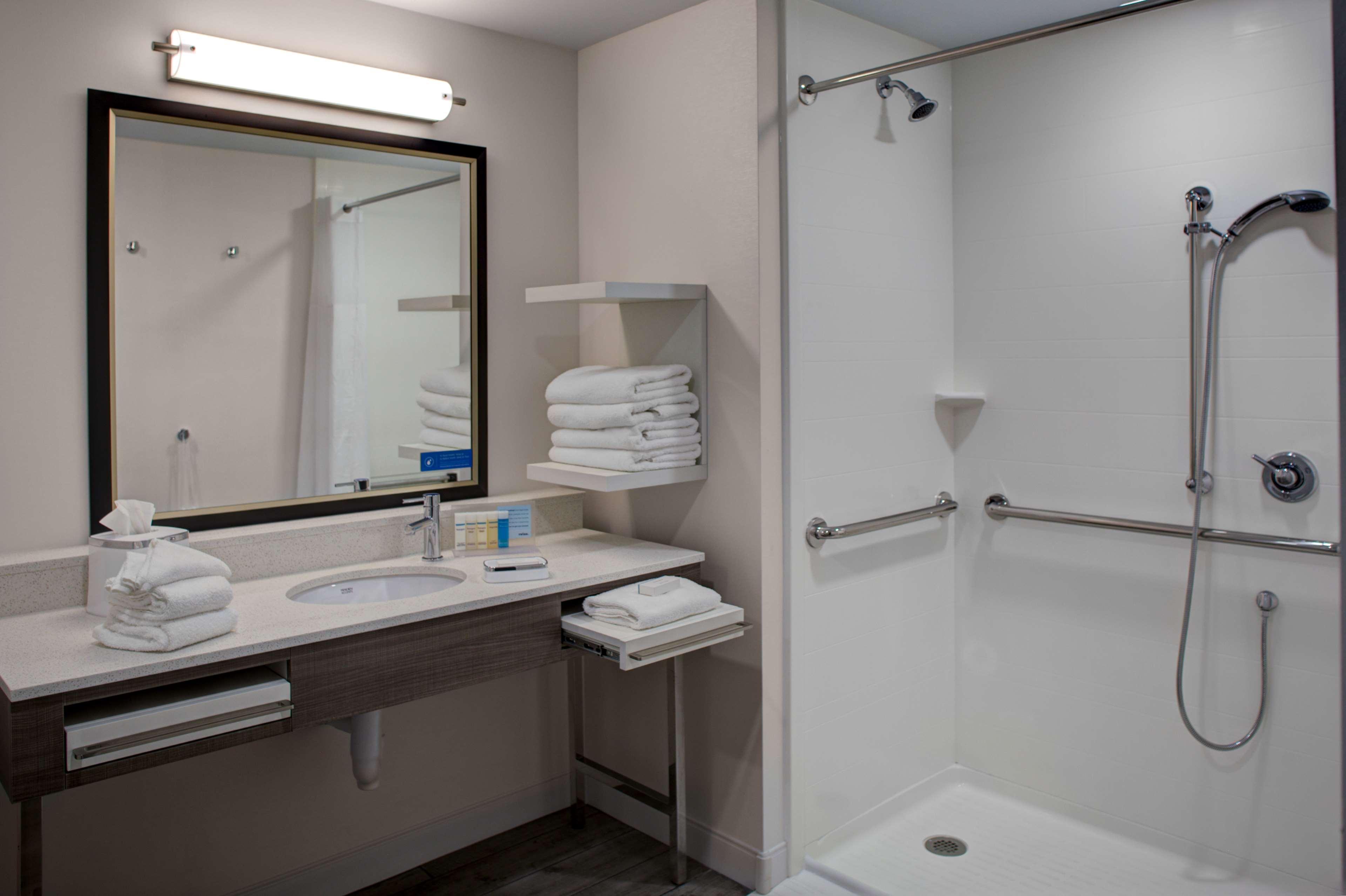 Hampton Inn & Suites Syracuse North Airport Area North Syracuse Exterior foto